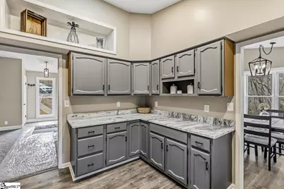 102 Blossom Court, Westminster, SC 29693 - Photo 6