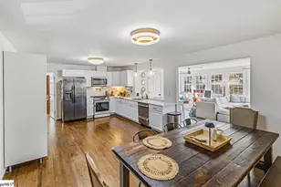 603 Creighton Dr, Taylors, SC 29687 - Photo 2