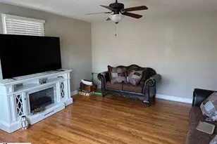 13 Lawnview Ct, Greenville, SC 29617 - Photo 8