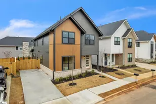 114 Sullivan St, Greenville, SC 29607 - Photo 2