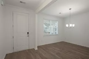 33 Thorne St, Fountain Inn, SC 29644 - Photo 2