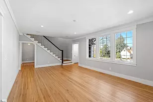 516 Cleveland St, Greenville, SC 29601 - Photo 8