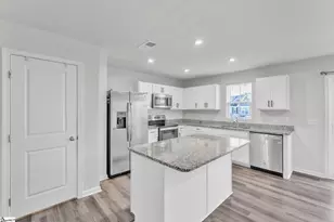 102 Englefield Dr, Fountain Inn, SC 29644 - Photo 14