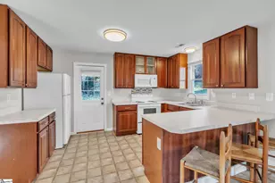 22 Cotton St, Greenville, SC 29609 - Photo 12