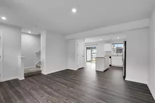 145 Fernside Ct, Greenville, SC 29617 - Photo 4