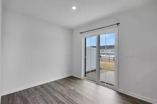 145 Fernside Ct, Greenville, SC 29617 - Photo 6