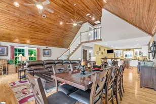 409 The Bear Blvd, Tamassee, SC 28686 - Photo 4