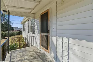 4 Neville Cir, Greenville, SC 29617 - Photo 10