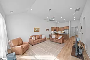 327 Grange Vly Ln, Central, SC 29630 - Photo 4