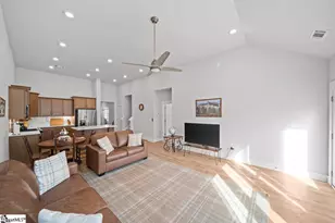 327 Grange Vly Ln, Central, SC 29630 - Photo 10