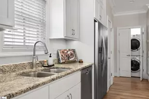 4 Asbury Ave, Greenville, SC 29601 - Photo 16