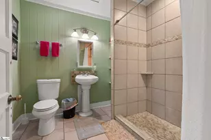 207 W 2nd Ave, Easley, SC 29640 - Photo 42