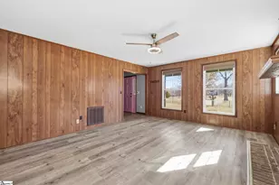 1613 Abercrombie Rd, Fountain Inn, SC 29644 - Photo 8