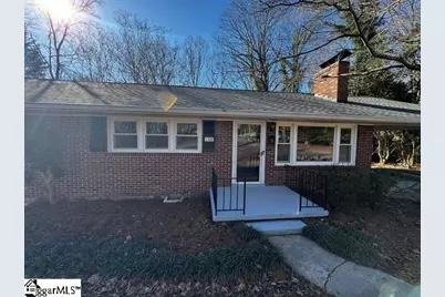 106 Woodview Drive, Laurens, SC 29360 - Photo 1