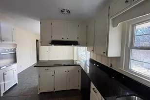 106 Woodview Dr, Laurens, SC 29360 - Photo 12