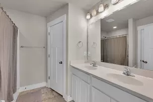 386 Hague Dr, Duncan, SC 29334 - Photo 16