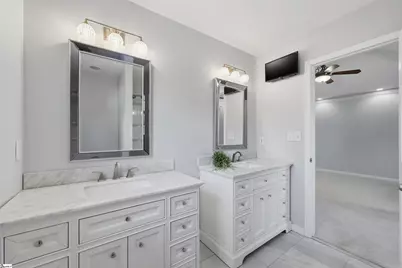 151 E Mountain Creek Road, Greenville, SC 29609 - Photo 14