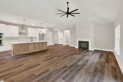 29 Montgomery Street, Greenville, SC 29609 - Photo 4