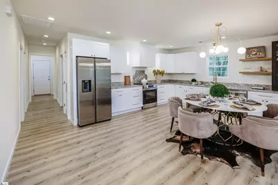 23 Ross Street, Greenville, SC 29611 - Photo 2