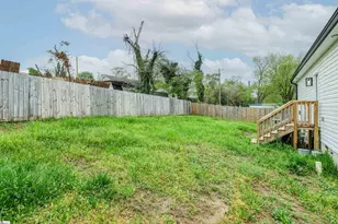 23 Ross St, Greenville, SC 29611 - Photo 16