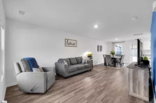 323 Long Grove Ln, Greer, SC 29650 - Photo 2