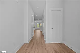 407 W Parima Ct, Spartanburg, SC 29301 - Photo 4