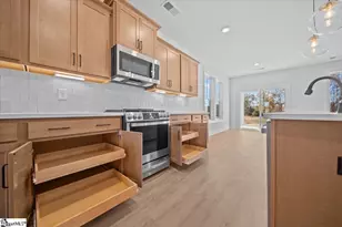 454 Amaryllis Ln, Woodruff, SC 29388 - Photo 8