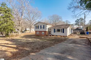 128 Buckey Ct, Simpsonville, SC 29680 - Photo 2