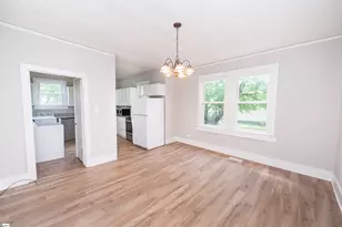 14 Damson St, Spartanburg, SC 29303 - Photo 8