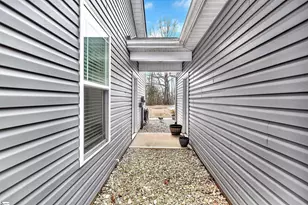160 Inlet Pointe Dr, Anderson, SC 29625 - Photo 28