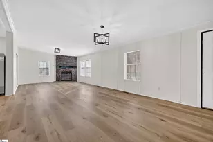 138 Medlin Dr, Pickens, SC 29671 - Photo 8