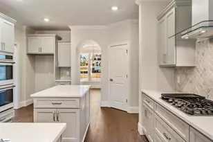 204 Chandler Ct, Easley, SC 29642 - Photo 8