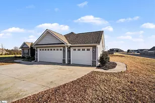 125 Apple Grove Dr, Inman, SC 29349 - Photo 2