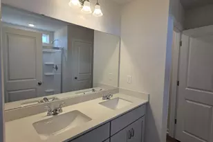 418 Dodger Ave, Chesnee, SC 29323 - Photo 34