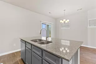 137 Foundation Wy, Simpsonville, SC 29681 - Photo 4