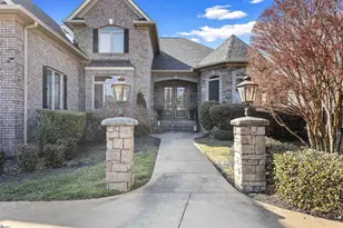 24 Appian Cir, Simpsonville, SC 29681 - Photo 2