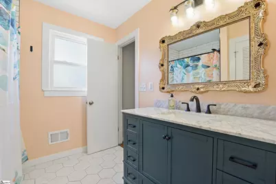 400 Clarendon Drive, Easley, SC 29642 - Photo 22