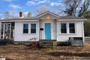 526 Church St, Laurens, SC 29360 - Photo 1