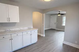 526 Church St, Laurens, SC 29360 - Photo 10