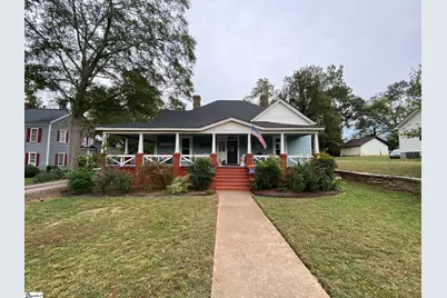 657 S Harper Street, Laurens, SC 29360 - Photo 1