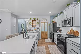 966 Pineland Dr, Woodruff, SC 29388 - Photo 6