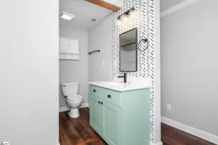 304 Cherry St, Belton, SC 29627 - Photo 14