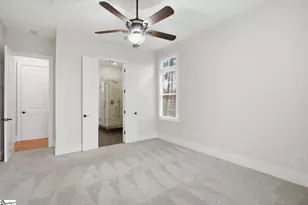 207 Cliffside Trl, Pickens, SC 29671 - Photo 4