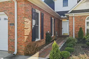 231 Greenview Cir, Greenville, SC 29609 - Photo 2