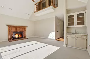 231 Greenview Cir, Greenville, SC 29609 - Photo 4