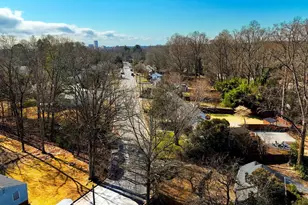 33 Essex Ct, Greenville, SC 29609 - Photo 34