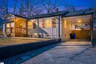 33 Essex Ct, Greenville, SC 29609 - Photo 4