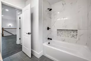 123 Moore Dr, Easley, SC 29642 - Photo 16