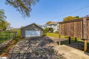 228 Brookdale Ave, Greenville, SC 29607 - Photo 6