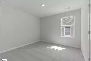 604 Cozy Blf Rd, Spartanburg, SC 29301 - Photo 12